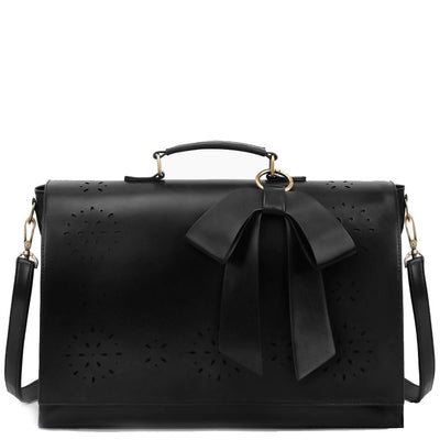 Monika's elegant bow bag