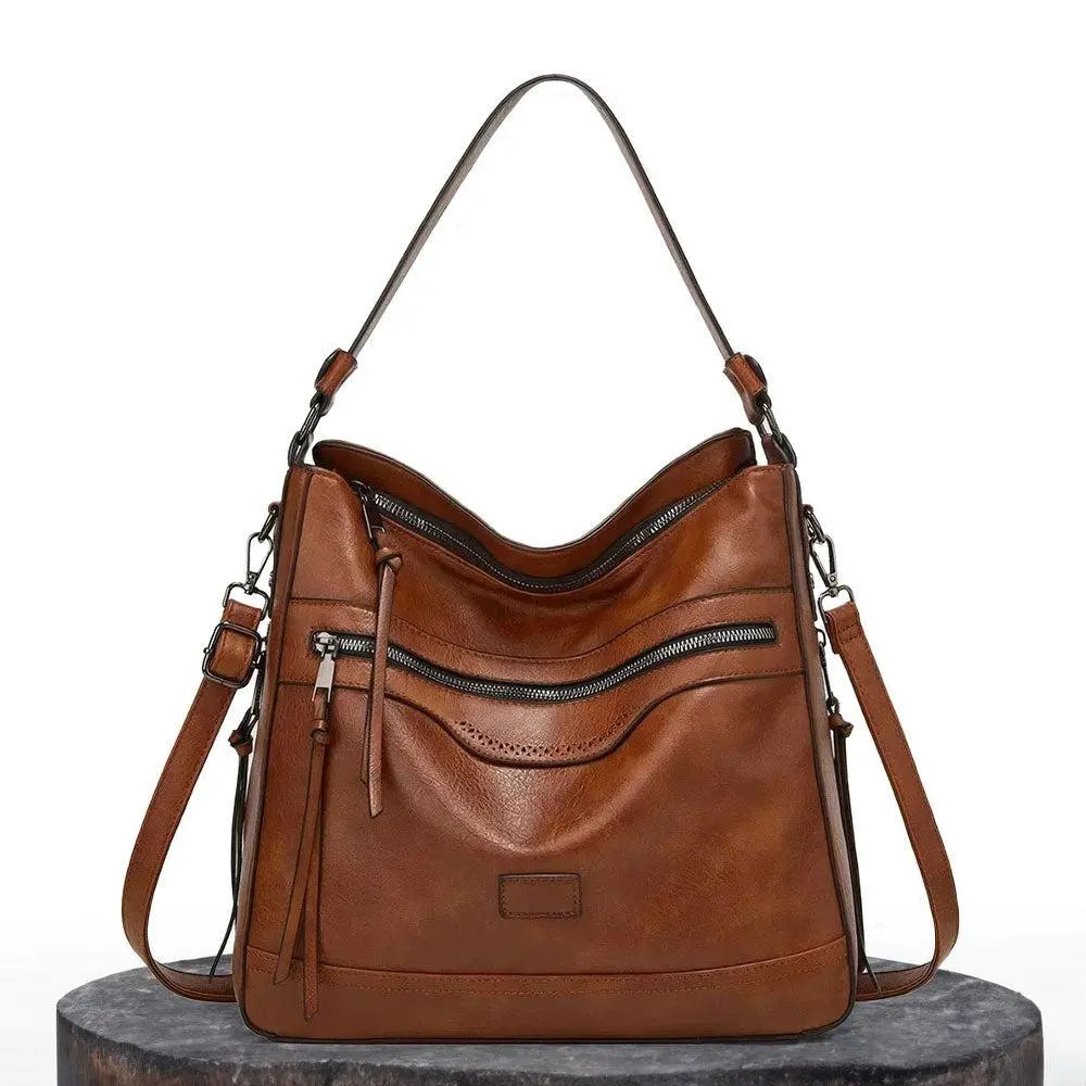 Muriel's Vintage Charm | Shoulder Bag