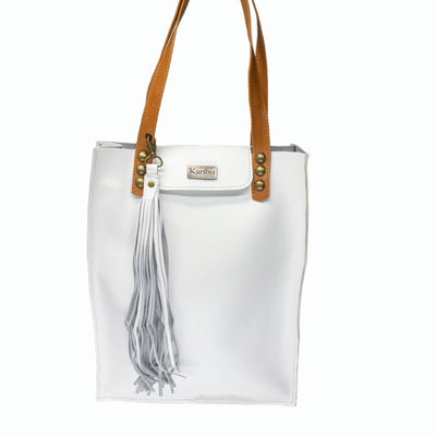 Juanita Blanca wallet with coffee