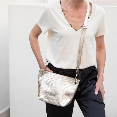 Josefa golden wallet
