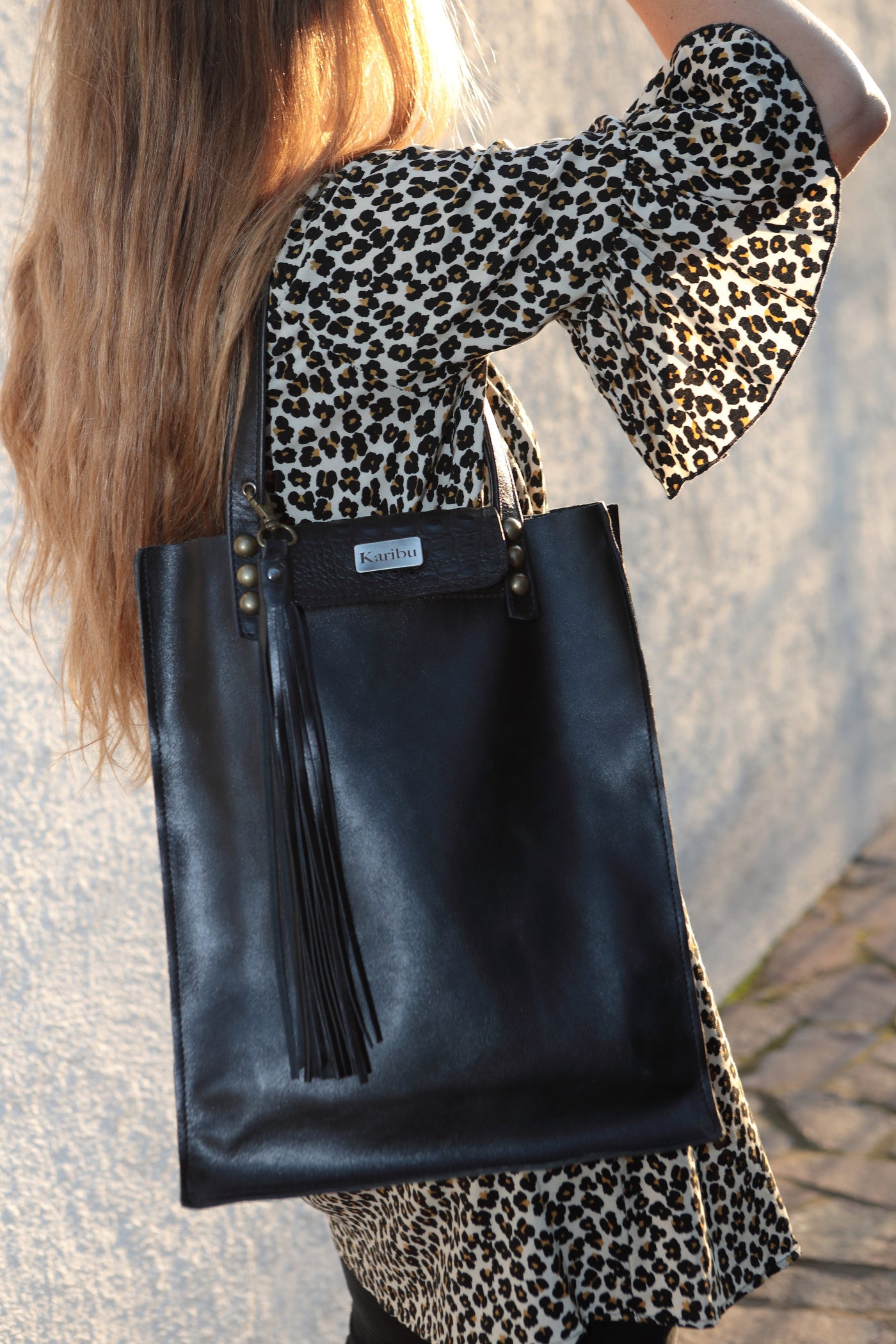 Juanita Black wallet with cover design