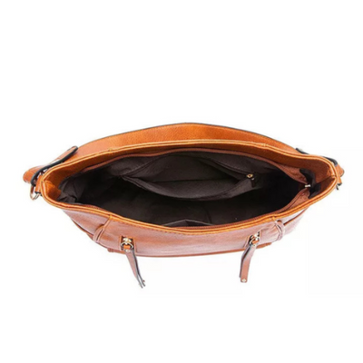 Georgia's timeless elegance | Vintage shoulder bag