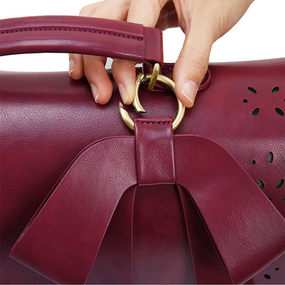Monika's elegant bow bag